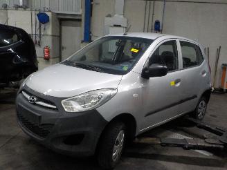 Auto da rottamare Hyundai I-10 i10 (F5) Hatchback 1.1i 12V (G4HG5) [51kW]  (04-2011/12-2013) 2011