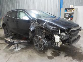 Volvo V-40 V40 (MV) 2.0 D4 16V (D4204T14) [140kW]  (05-2014/08-2019) picture 2