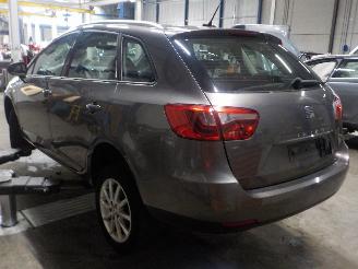 Seat Ibiza Ibiza ST (6J8) Combi 1.4 TDI 12V (CUSB) [66kW]  (05-2015/07-2016) picture 4