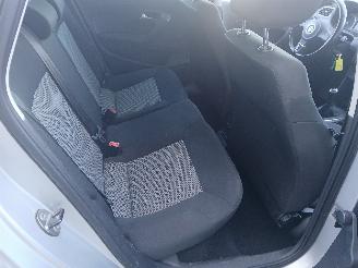 Volkswagen Polo Polo V (6R) Hatchback 1.2 TDI 12V BlueMotion (CFWA(Euro 5)) [55kW]  (1=
0-2009/05-2014) picture 7