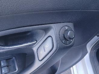 Volkswagen Polo Polo V (6R) Hatchback 1.2 TDI 12V BlueMotion (CFWA(Euro 5)) [55kW]  (1=
0-2009/05-2014) picture 12