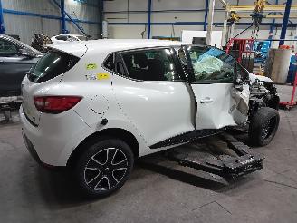 Renault Clio Clio IV (5R) Hatchback 5-drs 0.9 Energy TCE 90 12V (H4B-400(H4B-A4)) [=
66kW]  (11-2012/08-2021) picture 3