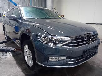 Volkswagen Passat Passat Variant (3G5) Combi 2.0 R 16V 4Motion (DNFE) [206kW]  (05-2015/=
03-2024) picture 2