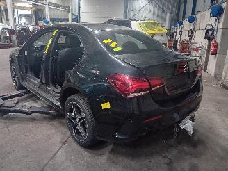 Mercedes A-klasse A Limousine (177.1) Sedan 1.3 A-200 Turbo (M282.914) [120kW]  (09-2018=
/12-2026) picture 4