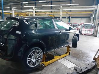 Seat Leon Leon (1P1) Hatchback 5-drs 2.0 TFSI FR 16V (BWA) [147kW]  (05-2005/03-=
2009) picture 3