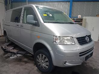 Volkswagen Transporter Transporter T5 Van 2.5 TDi (BNZ) [96kW]  (04-2003/11-2009) picture 2