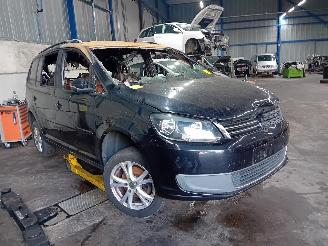 Volkswagen Touran Touran (1T3) MPV 1.4 16V TSI 140 (CAVC) [103kW]  (05-2010/05-2015) picture 2