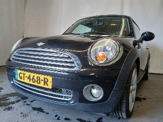 Voiture accidenté Mini Mini Mini (R56) Hatchback 1.6 16V Cooper (N12-B16A) [88kW]  (10-2006/02-201=
2) 2008/10