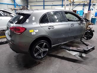 Mercedes A-klasse A (177.0) Hatchback 1.3 A-200 Turbo 16V (M282.914) [120kW]  (03-2018/1=
2-2026) picture 3