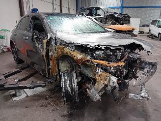 Mercedes A-klasse A (177.0) Hatchback 1.3 A-200 Turbo 16V (M282.914) [120kW]  (03-2018/1=
2-2026) picture 2