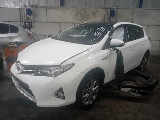 Auto da rottamare Toyota Auris Auris (E18) Hatchback 5-drs 1.8 16V Hybrid (2ZRFXE) [100kW]  (10-2012/=
03-2019) 2014