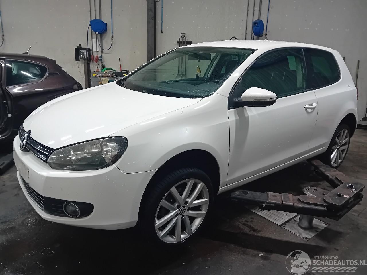 Volkswagen Golf Golf VI (5K1) Hatchback 1.4 TSI 122 16V (CAXA(Euro 5)) [90kW]  (10-200=
8/11-2012)