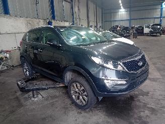 Kia Sportage Sportage (SL) Terreinwagen 1.7 CRDi 16V 4x2 (D4FD) [85kW]  (12-2010/02=
-2016) picture 2