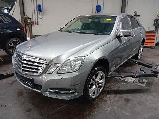 Vrakbiler auto Mercedes E-klasse E (W212) Sedan E-350 CDI BlueEfficiency 3.0 V6 24V (OM642.852) [195kW]=
  (03-2011/12-2015) 2010/1