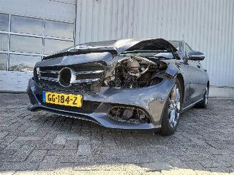 Schadeauto Mercedes C-klasse C Estate (S205) Combi C-350 e 2.0 16V (M274.920) [205kW]  (02-2015/05-=
2018) 2015/5