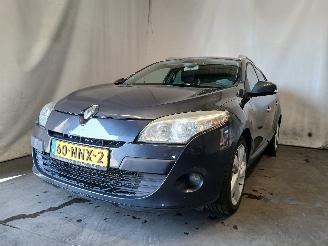 Gebrauchtwagen PKW Renault Mégane Megane III Grandtour (KZ) Combi 5-drs 1.4 16V TCe 130 (H4J-700(H4J-A7)=
) [96kW]  (05-2009/02-2016) 2010/10
