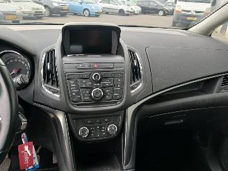 Opel Zafira Zafira Tourer (P12) MPV 1.4 Turbo 16V ecoFLEX (A14NET(Euro 5)) [88kW] =
 (10-2011/06-2014) picture 18
