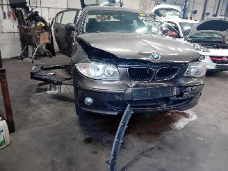 BMW 1-serie 1 serie (E87/87N) Hatchback 5-drs 120d 16V (M47-D20(204D4)) [120kW]  (=
06-2004/06-2011) picture 2