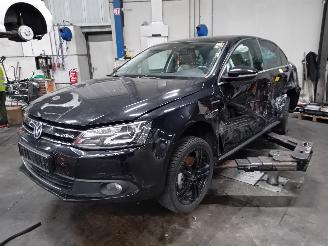 Coche siniestrado Volkswagen Jetta Jetta IV (162/16A) Sedan 1.4 TSI Hybrid 16V (CNLA(Euro 5)) [125kW]  (0=
4-2011/12-2017) 2013