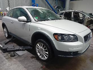 Volvo C-30 C30 (EK/MK) Hatchback 3-drs 1.6 D 16V (D4164T) [80kW]  (10-2006/12-201=
2) picture 2