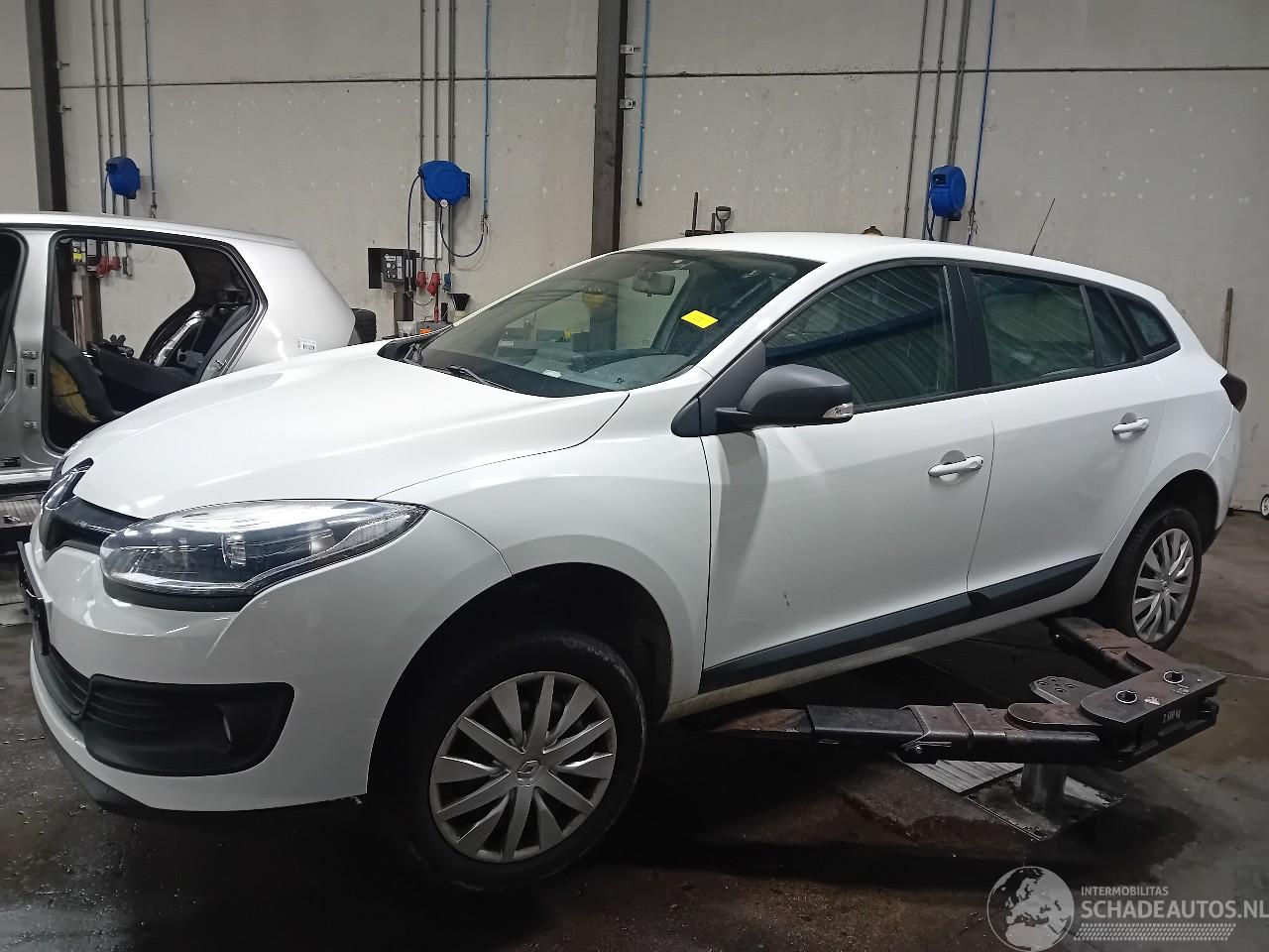 Renault Mégane Megane III Grandtour (KZ) Combi 5-drs 1.5 dCi 110 (K9K-J836) [81kW]  (=
02-2009/04-2016)