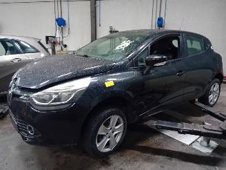 Uttjänta bilar auto Renault Clio Clio IV (5R) Hatchback 5-drs 0.9 Energy TCE 90 12V (H4B-400(H4B-A4)) [=
66kW]  (11-2012/08-2021) 2012/6