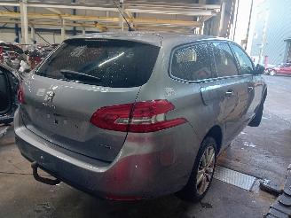 Peugeot 308 308 SW (L4/L9/LC/LJ/LR) Combi 5-drs 1.6 BlueHDi 120 (DV6FC(BHZ)) [88kW=
]  (03-2014/12-2021) picture 3