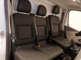 Renault Trafic Trafic (1FL/2FL/3FL/4FL) Van 1.6 dCi 125 Twin Turbo (R9M-452(R9M-D4)) =
[92kW]  (07-2015/...) picture 12