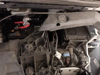 Renault Trafic Trafic (1FL/2FL/3FL/4FL) Van 1.6 dCi 125 Twin Turbo (R9M-452(R9M-D4)) =
[92kW]  (07-2015/...) picture 19