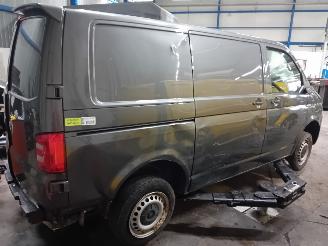 Volkswagen Transporter Transporter T6 Van 2.0 TDI DRF (CXGB) [75kW]  (04-2015/12-2019) picture 3