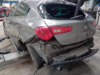 Alfa Romeo Giulietta Giulietta (940) Hatchback 1.4 TB 16V MultiAir (940.A.2000) [125kW]  (0=
4-2010/10-2018) picture 4