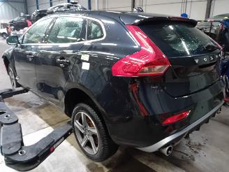 Volvo V-40 V40 (MV) Hatchback 5-drs 2.0 D4 16V (D4204T14) [140kW]  (05-2014/08-20=
19) picture 4