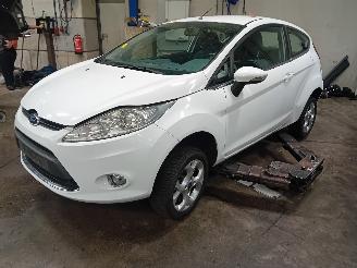 rozbiórka samochody osobowe Ford Fiesta Fiesta 6 (JA8) Hatchback 1.6 16V Sport (RVJA) [88kW]  (06-2008/01-2018=
) 2011/6