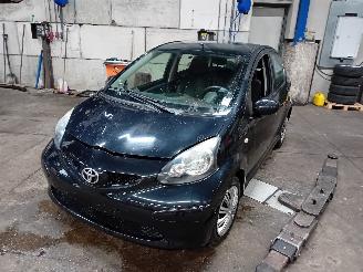 Purkuautot passenger cars Toyota Aygo Aygo (B10) Hatchback 1.0 12V VVT-i (1KR-FE) [50kW]  (07-2005/05-2014) 2008