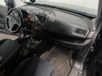 Opel Combo Combo Tour MPV 1.4 16V ecoFlex (A14FP(843.A1.000)) [70kW]  (02-2012/12=
-2018) picture 8