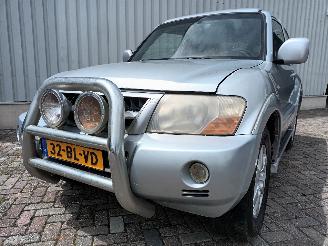 Schadeauto Mitsubishi Pajero Pajero Canvas Top (V6/7) Terreinwagen 3.2 DI-D 16V (4M41) [118kW]  (10=
-2001/12-2006) 2004/3