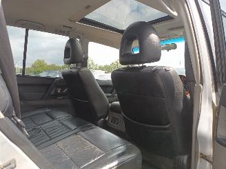Mitsubishi Pajero Pajero Hardtop (V6/7) Terreinwagen 3.2 DI-D 16V (4M41) [118kW]  (04-20=
00/12-2006) picture 19