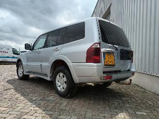 Mitsubishi Pajero Pajero Hardtop (V6/7) Terreinwagen 3.2 DI-D 16V (4M41) [118kW]  (04-20=
00/12-2006) picture 4