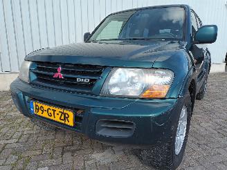 Schadeauto Mitsubishi Pajero Pajero Hardtop (V8/9) Terreinwagen 3.2 DI-D 16V (4M41) [121kW]  (04-20=
00/12-2006) 2001/3