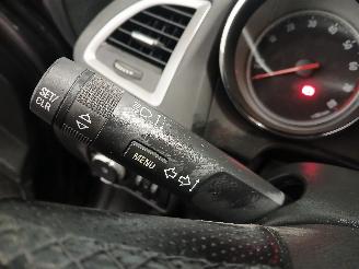 Opel Astra Astra J Sports Tourer (PD8/PE8/PF8) Combi 1.4 Turbo 16V (A14NET(Euro 5=
)) [103kW]  (10-2010/10-2015) picture 14