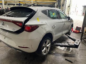 Seat Leon Leon (KLB) Hatchback 5-drs 1.4 TSI e-HYBRID 204 16V (DGEA) [150kW]  (0=
9-2020/...) picture 3