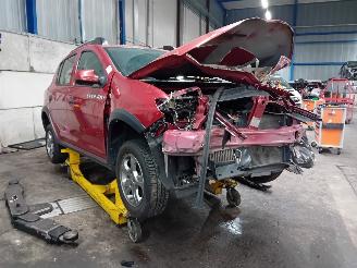 Dacia Sandero Sandero II Hatchback 0.9 TCE 12V (H4B-400(H4B-A4)) [66kW]  (10-2012/..=
=2E) picture 2