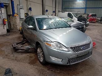 Ford Mondeo Mondeo IV Hatchback 2.0 16V (A0BC(Euro 5)) [107kW]  (03-2007/01-2015) picture 2