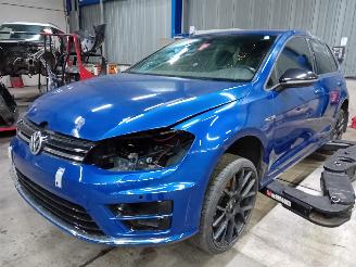 Vrakbiler auto Volkswagen Golf Golf VII (AUA) Hatchback 2.0 R 4Motion 16V (CYFB) [215kW]  (11-2014/03=
-2020) 2015