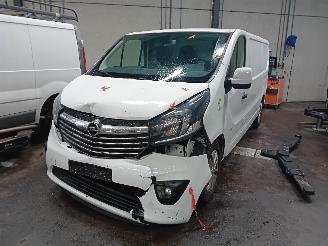 démontage fourgonnettes/vécules utilitaires Opel Vivaro Vivaro Van 1.6 CDTi BiTurbo 125 (R9M-452(R9M-D4)) [92kW]  (03-2016/12-=
2019) 2016/10