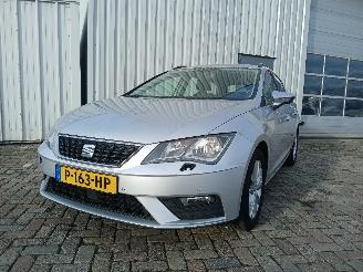Schadeauto Seat Leon Leon ST (5FF) Combi 5-drs 1.6 TDI 16V (DDYA) [85kW]  (11-2016/08-2020)= 2017/6