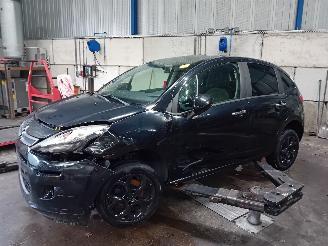 Salvage car Citroën C3 C3 (SC) Hatchback 5-drs 1.2 VTi 82 12V (EB2F(HMZ)) [60kW]  (06-2012/09=
-2016) 2013/5