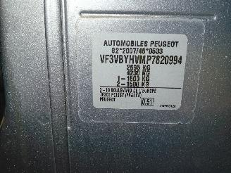 Peugeot Expert Expert (V1/VA/VB/VE/VF/VT/VY) Van 1.5 BlueHDi 120 (DV5RUC(YHV)) [88kW]=
  (06-2018/...) picture 6