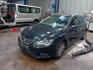 Uttjänta bilar auto Seat Leon Leon ST (5FF) Combi 5-drs 1.6 TDI 16V (DBKA) [81kW]  (09-2013/08-2020)= 2014/12