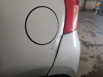 Toyota Yaris Yaris II (P9) Hatchback 1.3 16V VVT-i (2SZFE) [64kW]  (08-2005/11-2010=
) picture 20